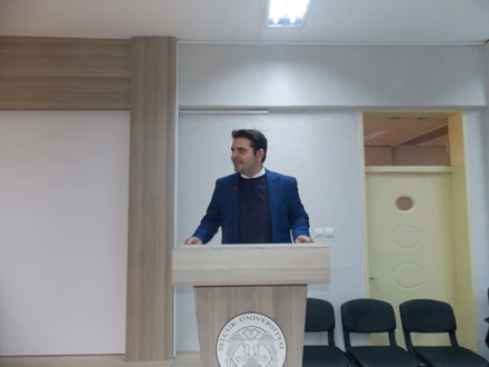 Edebiyat Fakültesinde "Felsefe ve Gönül" Konferansına Yoğun İlgi